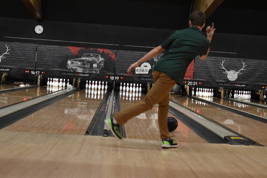 Varsity bowling is looking to strike this season