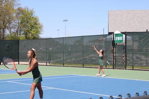 Girls JV tennis ends their illustrious season with a 10-1-2 record