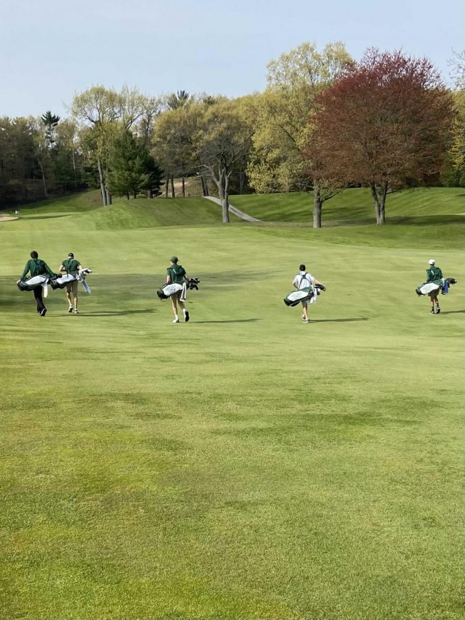 Boys varsity golf finishes in eighth place at the annual Mona Shores Invitational behind a set of highly-ranked teams