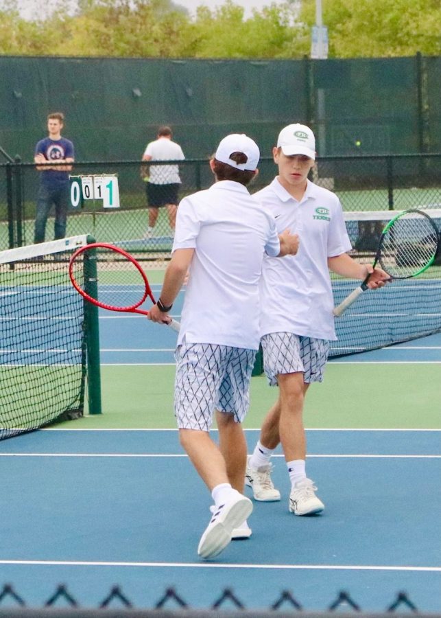 Boys+varsity+tennis+places+eighth+at+the+MHSAA+State+Tournament