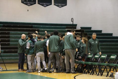 The boys varsity wrestling team comes out of the weekend with a 3-2 record