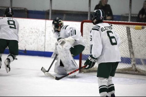 FHC hockey falls short to rivals in a roller coaster game