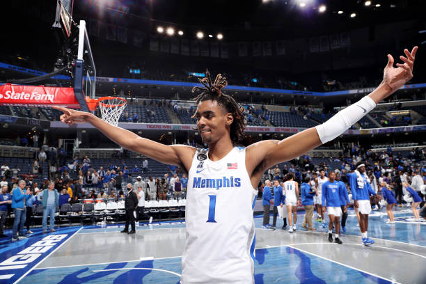 MEMPHIS%2C+TN+-+NOVEMBER+9%3A+Emoni+Bates+%231+of+the+Memphis+Tigers+celebrates+after+the+game+against+the+Tennessee+Tech+Golden+Eagles+on+November+9%2C+2021+at+FedExForum+in+Memphis%2C+Tennessee.+Memphis+defeated+Tennessee+Tech+89-65.+%28Photo+by+Joe+Murphy%2FGetty+Images%29