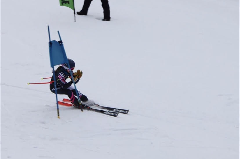 FHC+JV+ski+team+competes+in+its+championship+race