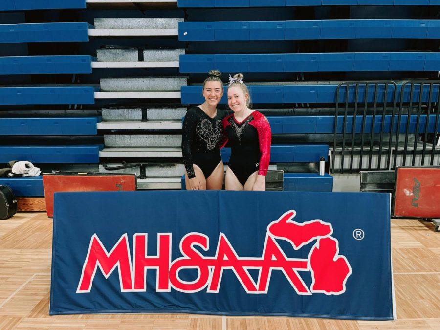 Abby and Rachael pose for their state picture.
