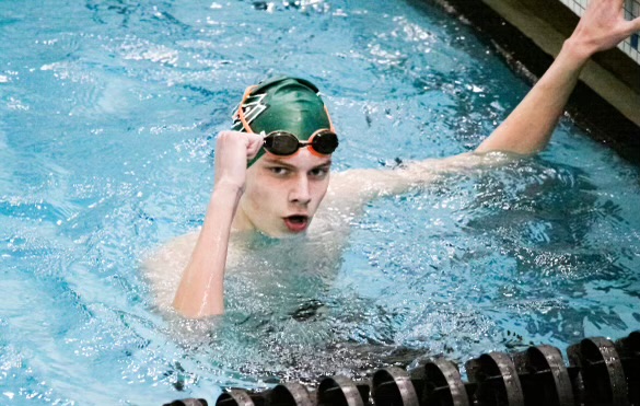 Q&A with varsity swimmer, sophomore Lucas Witham