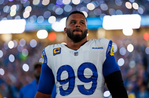 Aaron Donald Retires as a top ten defensive player of all time